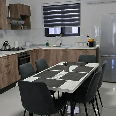 Valley Flat 1/b 1
